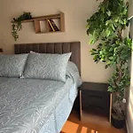 Providencia Habitacion Matrimonial Bano Privado A Pasos Barrio Bellavista Wifi Parcking Gratis